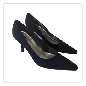 Stuart Weitzman black fabric pumps 8.5